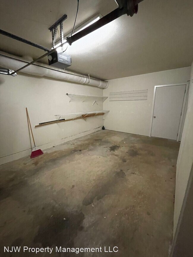 Foto del edificio - 2 br, 2.5 bath House - 14723 SW Trout Cree...