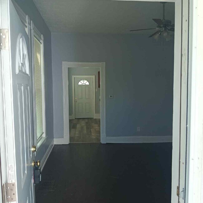 Foto del edificio - 2208 Garland Ave