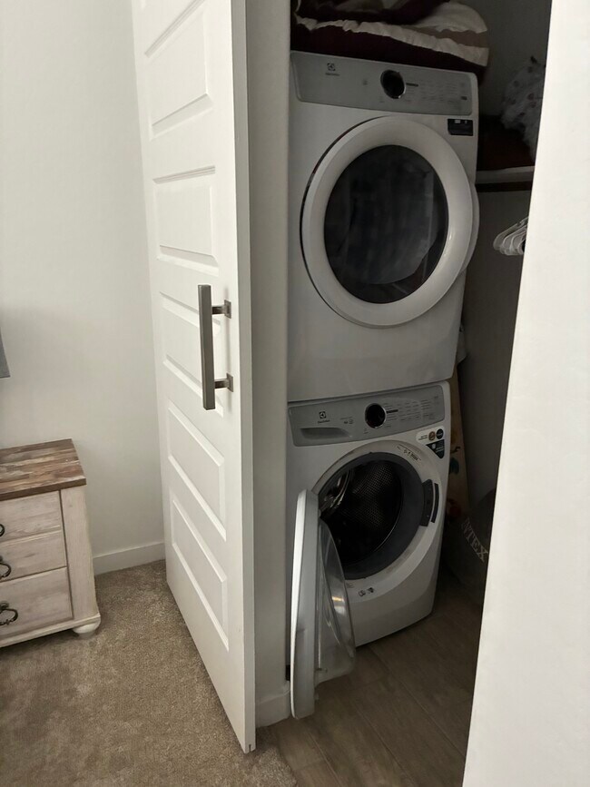 Foto del edificio - 9635 S 40th Dr