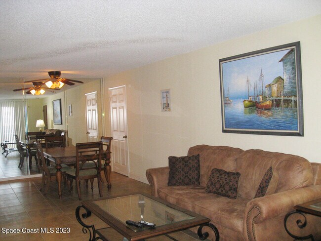 Building Photo - 2700 N Hwy A1A