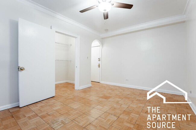 Building Photo - 4521 Malden St