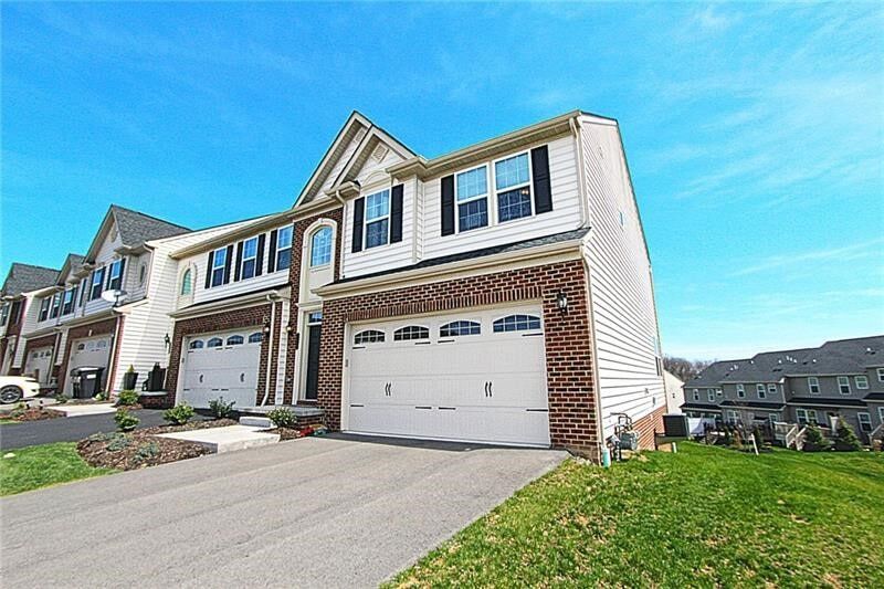 Foto principal - 718 Rosecliff Rd