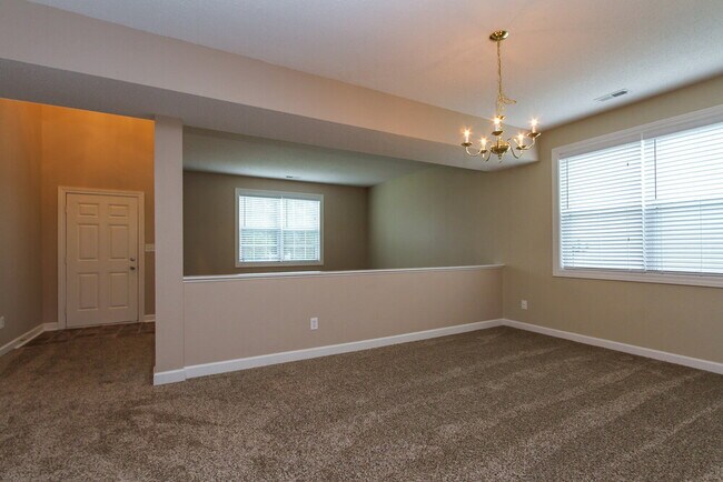 Foto del edificio - 5834 Long Lake Ln.