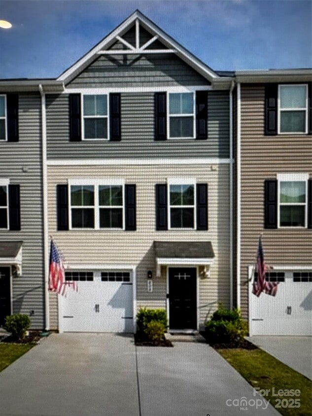 Foto principal - 808 Renee Ave