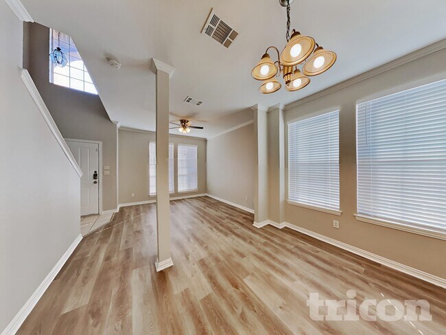 Foto del edificio - 2705 Lauren Way