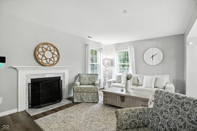 Building Photo - 6495 Titania Dr