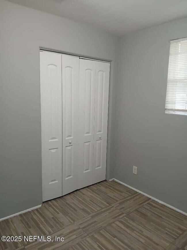 Foto del edificio - 3811 Chase Ave