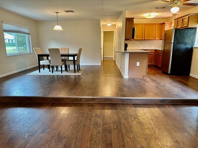 Foto del edificio - 7327 Oakado St