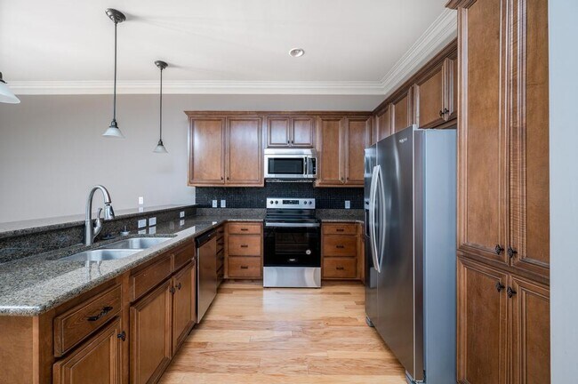 Foto del edificio - 820 N Thompson Ln