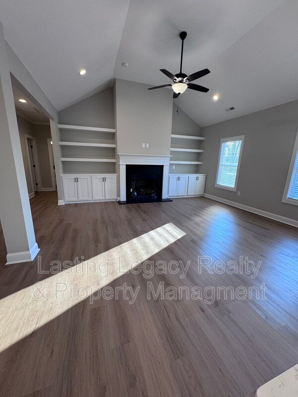 Foto del edificio - 2566 NC-801