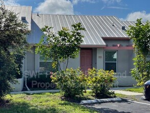 Building Photo - 7392 Constitution Cir