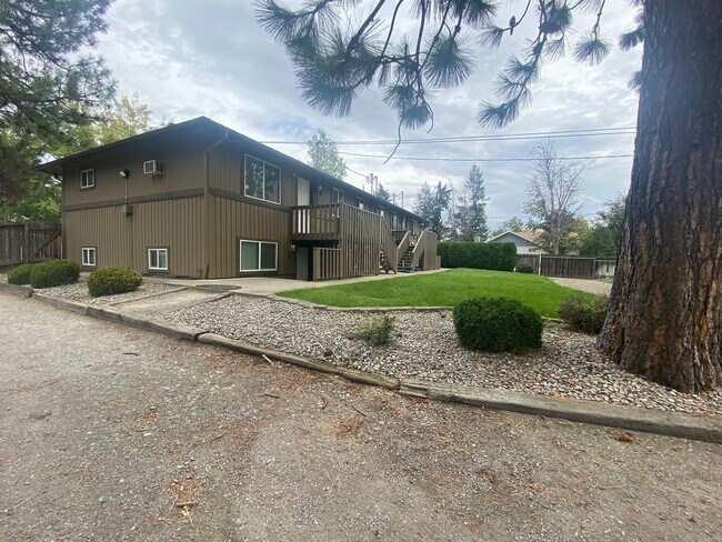 Foto del edificio - 2-bedroom 1 bath Great Spokane Valley Loca...