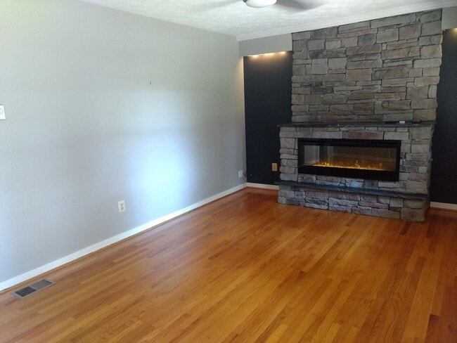 Building Photo - Great home for Rent in Hanover School Dist...