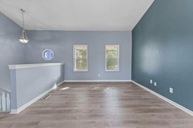 Foto del edificio - 2524 Aly Sheba Dr