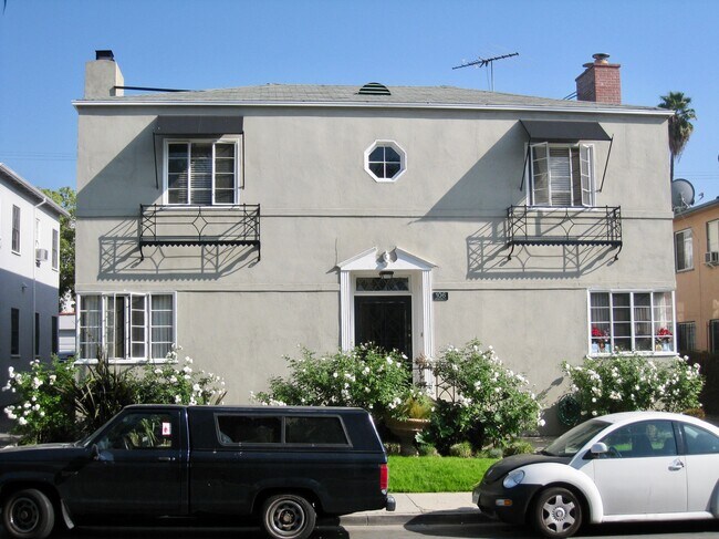 Frente del edificio - 106 N Edgemont St