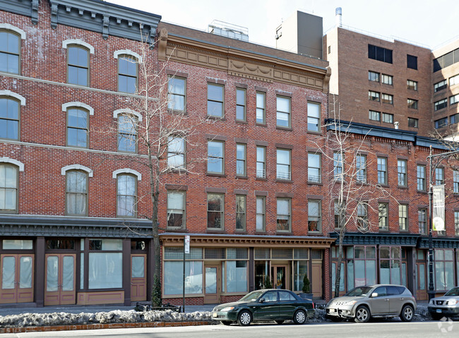 Building Photo - Atlantic Apartments