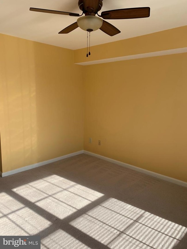 Building Photo - 11005 Kinship Ct