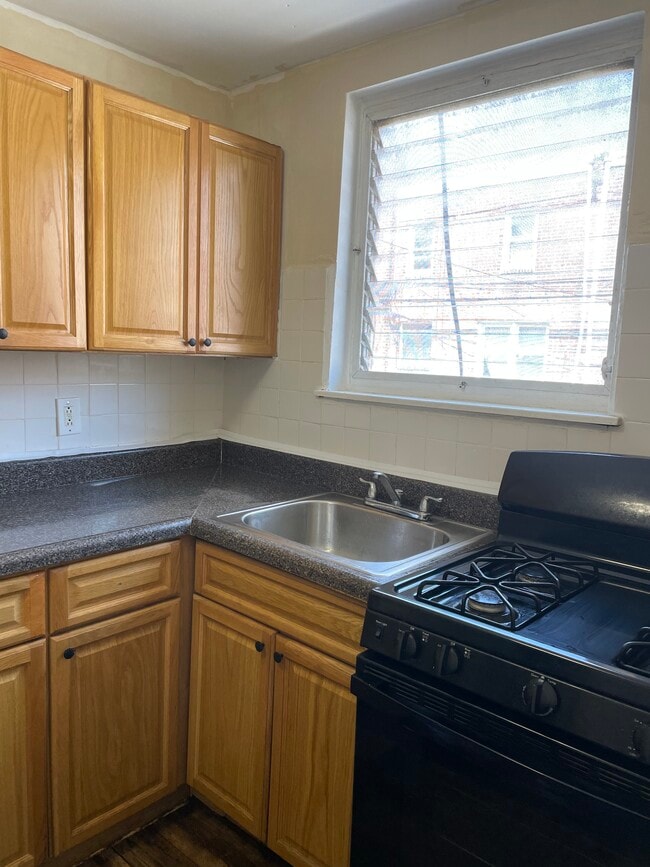Building Photo - 7269 Glenthorne Rd