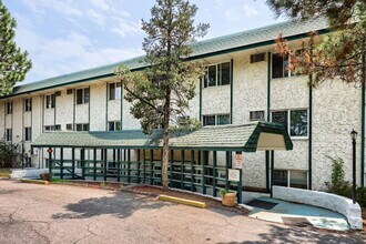Building Photo - 8826 E Florida Ave
