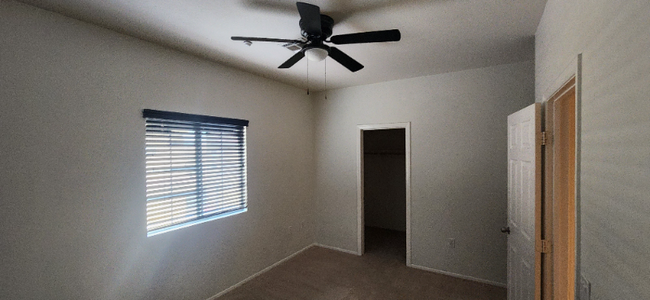 Building Photo - 5955 Nuevo Leon St