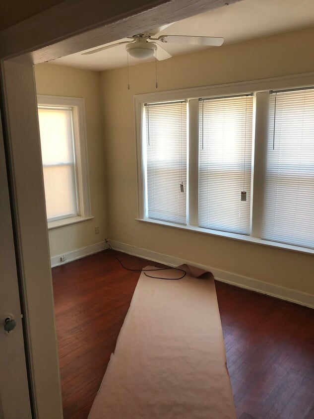 Dormitorio - 7725 S East End Ave