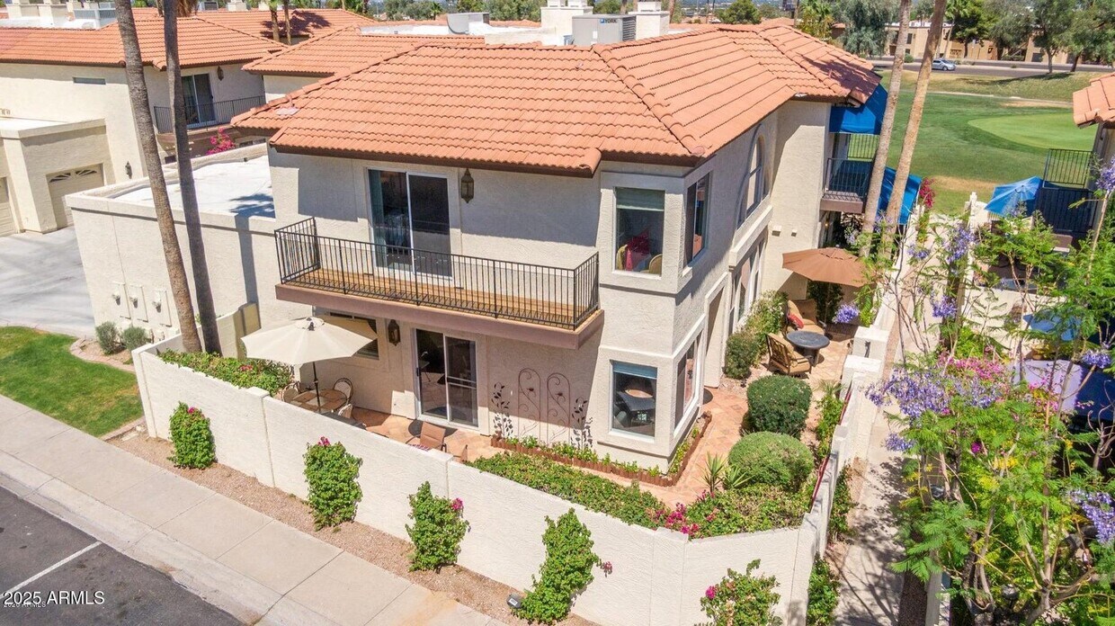 Foto principal - 8841 S 51st St