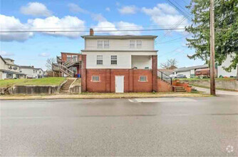 Building Photo - 1318 Penn Ave