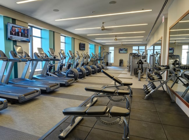 Building Photo - 92 W Hubbard St