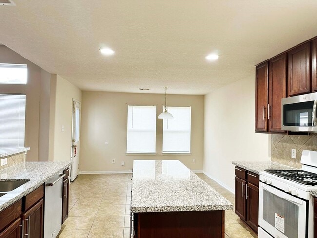 Building Photo - 4202 Wells Mark Dr