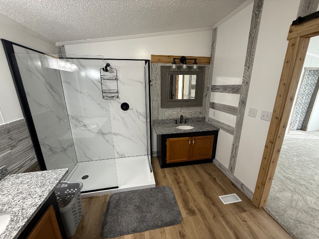 Foto del edificio - 4313 Midway Rd