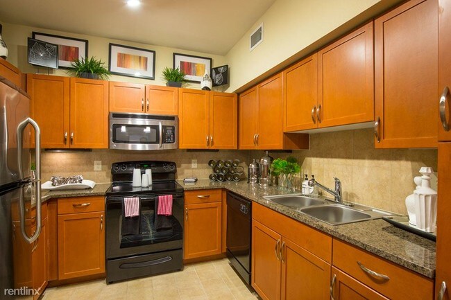 Foto del edificio - 1441 W Alabama St