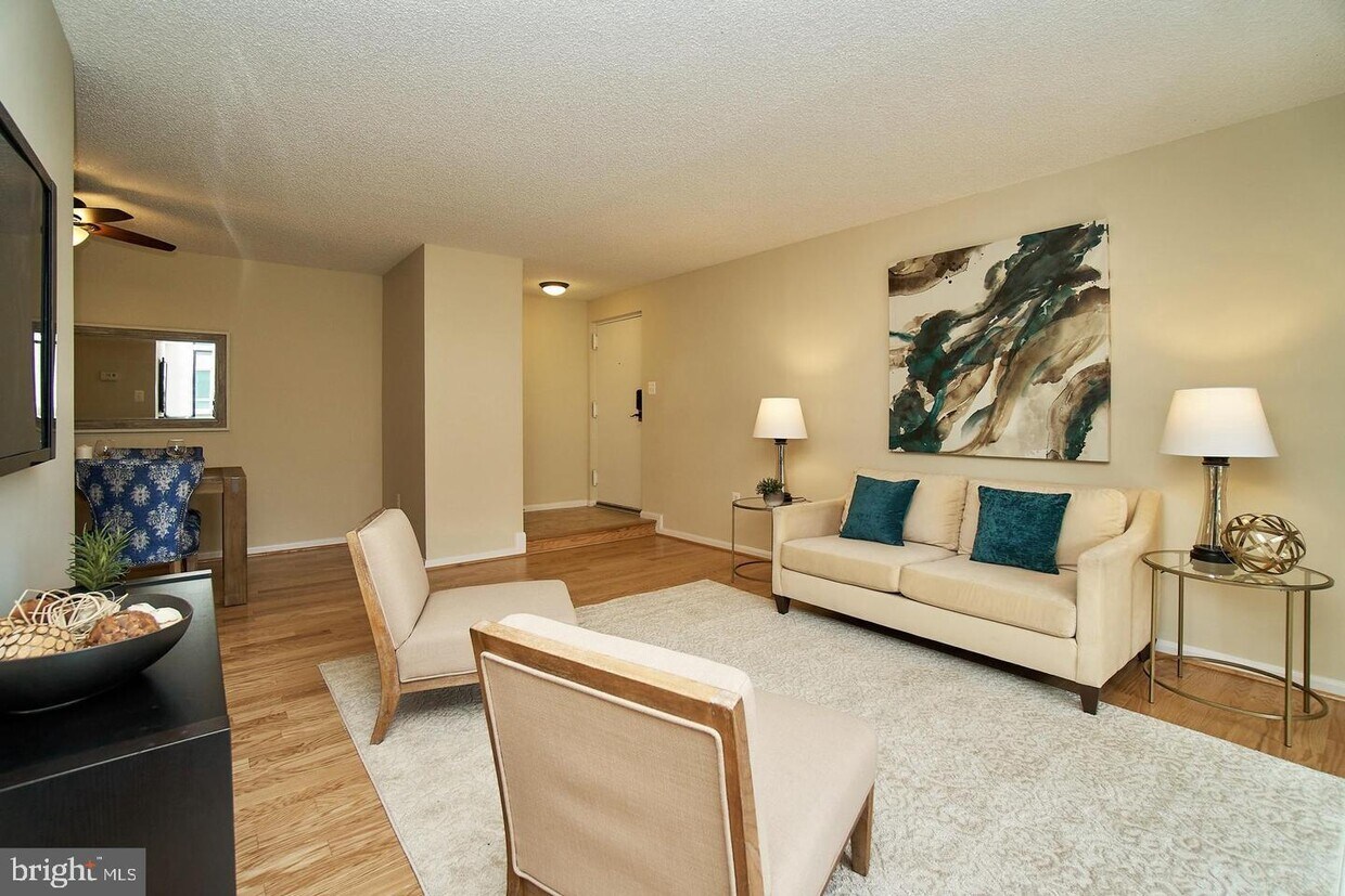 10210 Bushman Dr Unit 313, Oakton, VA 22124 Apartment for Rent in