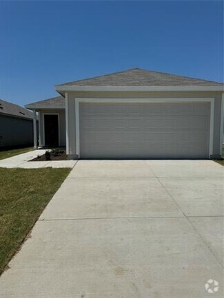 Building Photo - 826 Pawpaw Dr