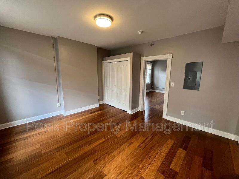 Foto del edificio - 209 N 3rd St
