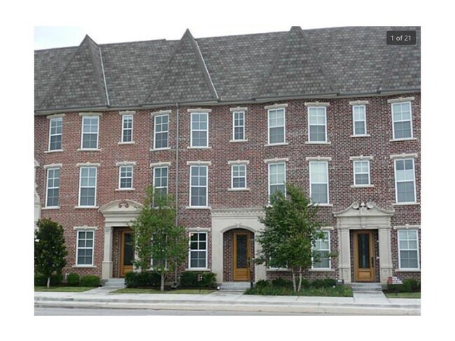 Building Photo - 3200 Ross Ave