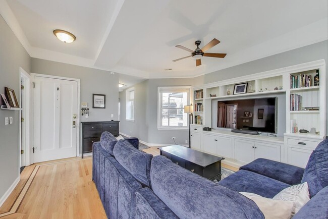 Foto del edificio - 5732 N Hermitage Ave