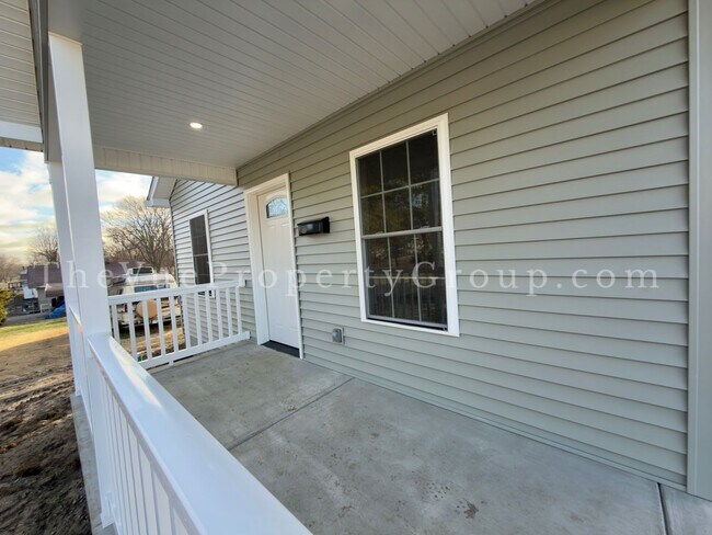 Foto del edificio - BRAND NEW 3-Bed, 2-Bath Home!