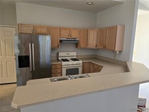 Building Photo - 2846 N Kittery Point