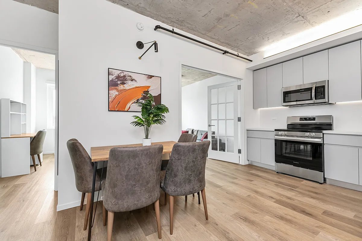 Foto principal - 4720 Third Avenue