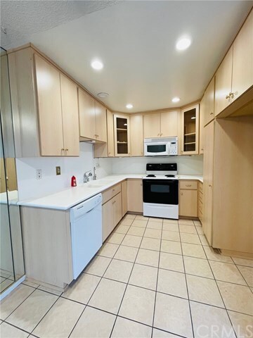 Foto del edificio - 1008 Broken Creek Ln