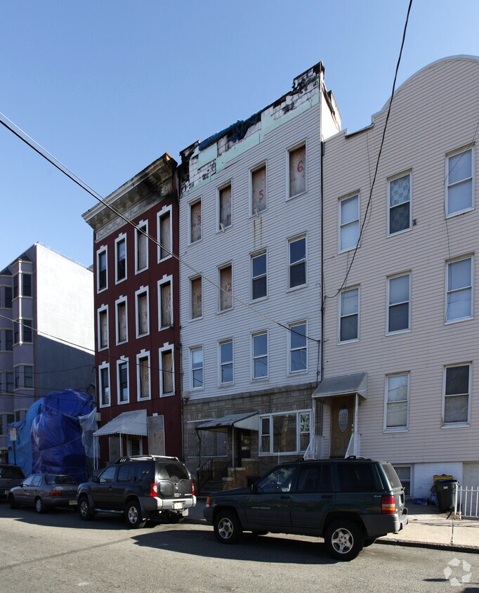 Foto principal - 415 Jackson St