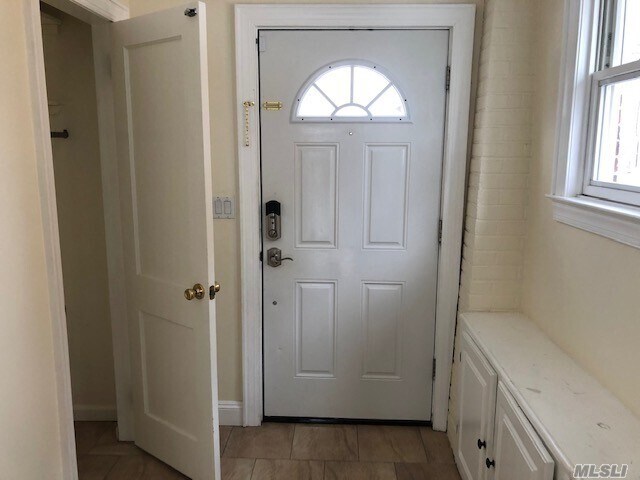 Building Photo - 78 Oakland Ave