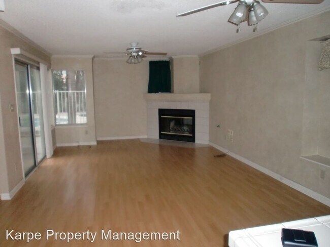 Building Photo - 3 br, 2.5 bath House - 6000 AMBERGROVE ST