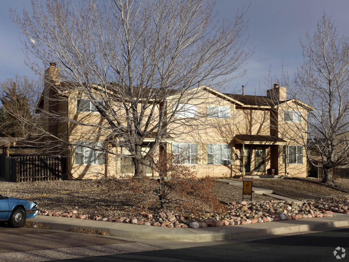 Building Photo - 5515 Tomah Dr