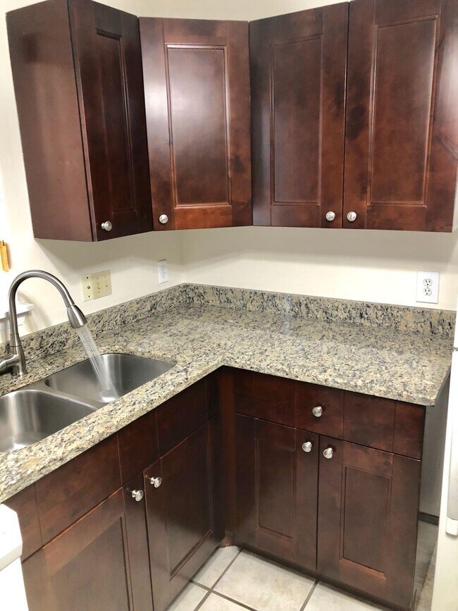 Foto del edificio - 1741 Royal Forest Ct