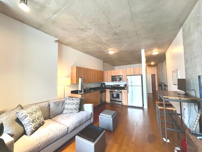Foto del edificio - 235 W Van Buren St