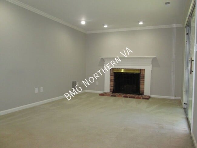 Photo - 21108 Twinridge Square House