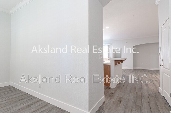 Foto del edificio - 611 Brookhurst Blvd
