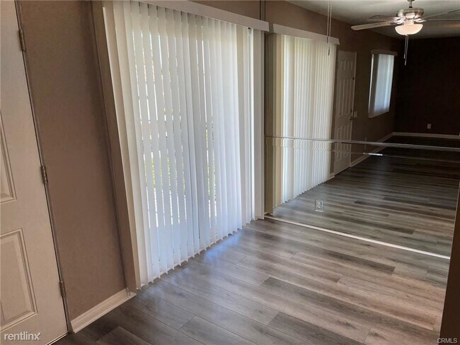Building Photo - 2 br, 2 bath 4plex - 45225 Sunset Ln Apt 4...