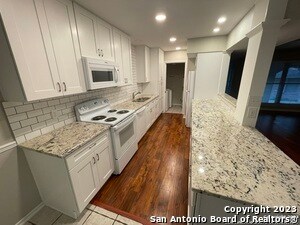 Building Photo - 3434 Northmoor St